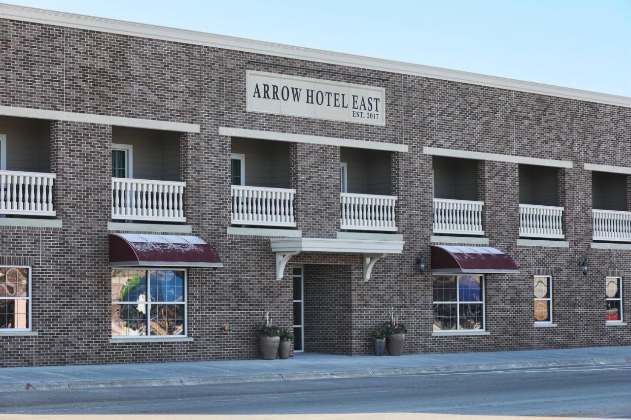 Arrow Hotel Broken Bow 外观 照片